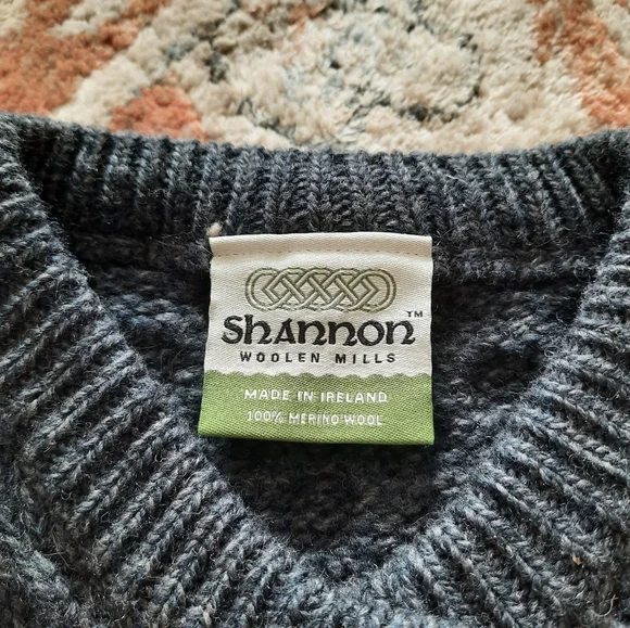 Shannon dark blue wool cardigan. - Picture 6 of 9